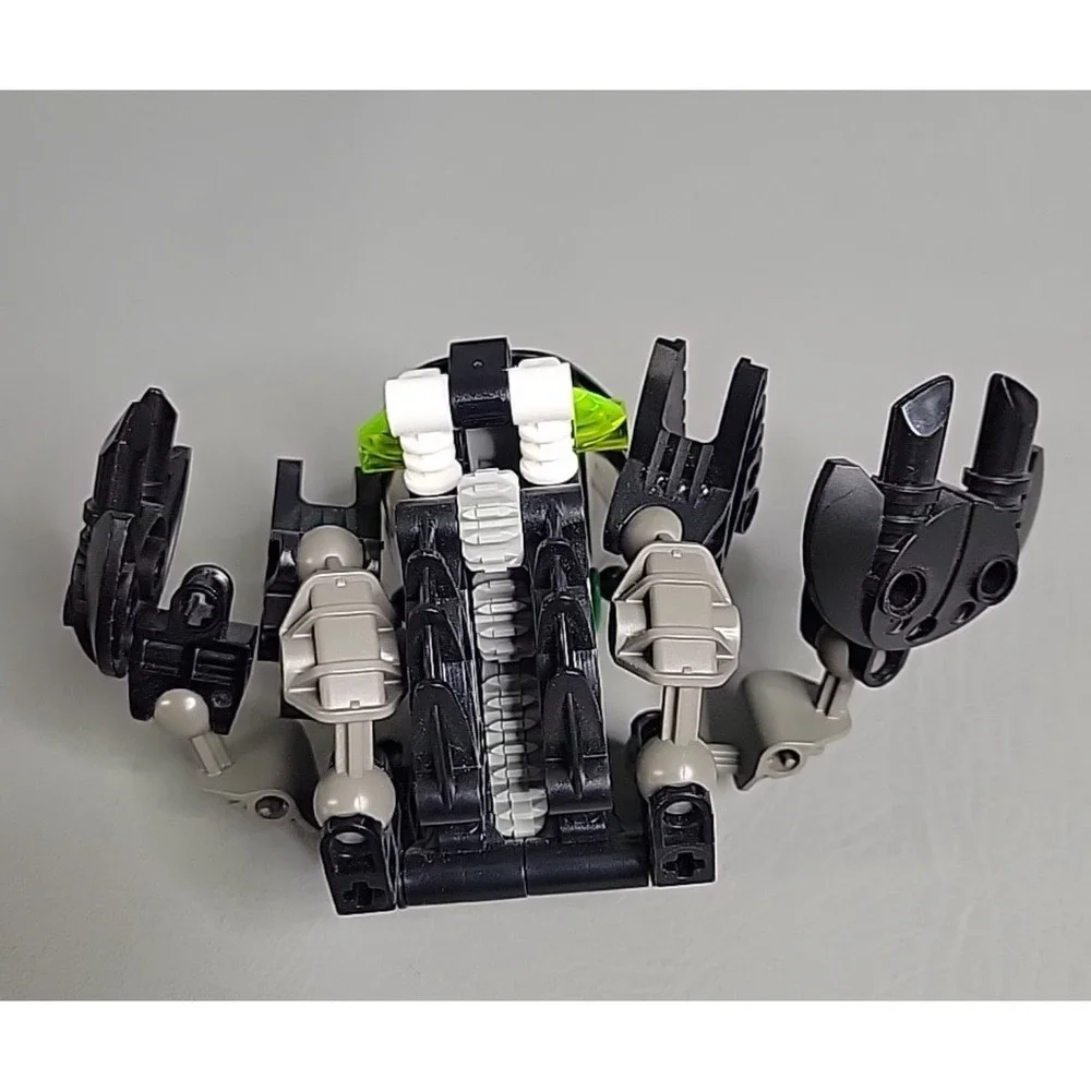 LEGO BIONICLE BOHROK: Nuhvok 8561 No Krana - No Canister or Manual